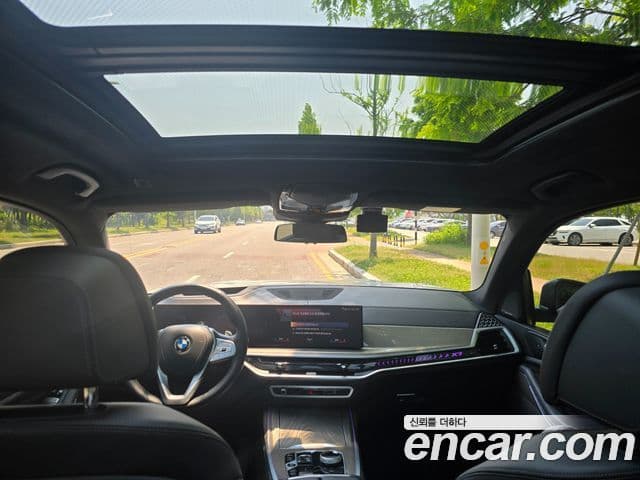 BMW X7 2023 — Photo 14/20