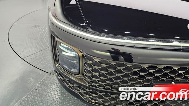 Hyundai Grandeur Hybrid 2023 — Photo 24/37