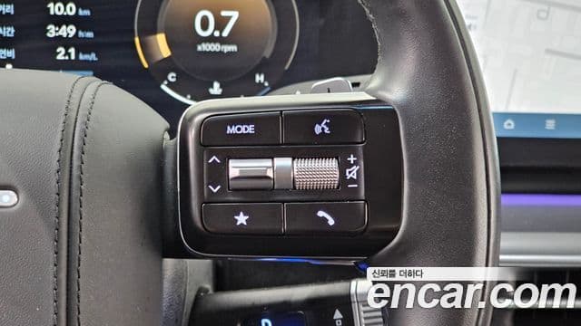 Hyundai Grandeur Hybrid 2023 — Photo 32/37