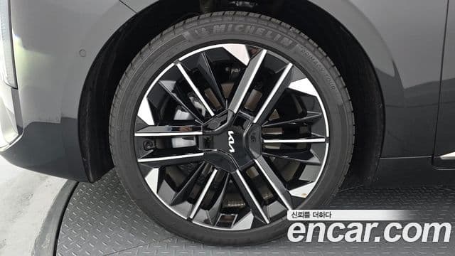 Kia K8 2025 — ფოტო 4/20