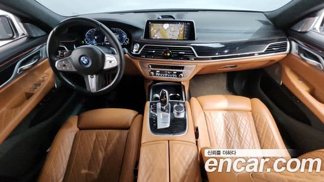 BMW 7 Series 2022 — Photo 6/20