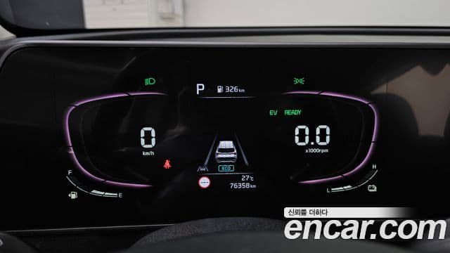 Kia Sportage 2022 — ფოტო 8/20
