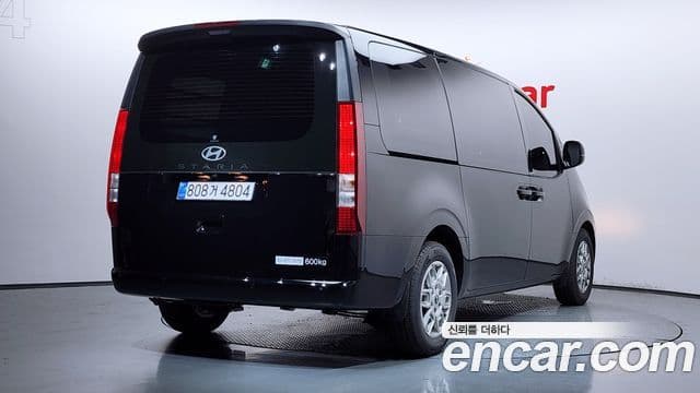 Hyundai Staria 2026 — ფოტო 2/20