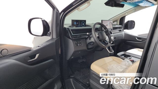 Hyundai Staria 2026 — ფოტო 10/20