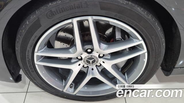 Mercedes-Benz S-Class 2020 — ფოტო 4/20