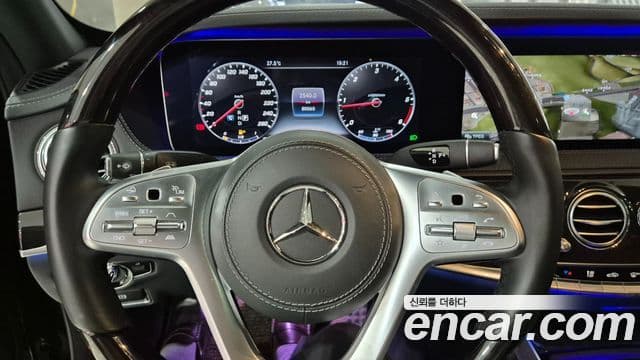 Mercedes-Benz S-Class 2020 — ფოტო 17/20