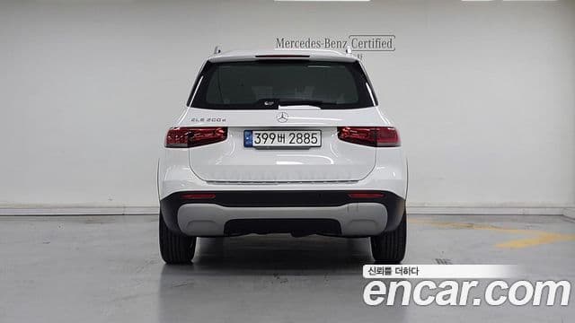 Mercedes-Benz GLB-Class 2021 — Фото 3/17