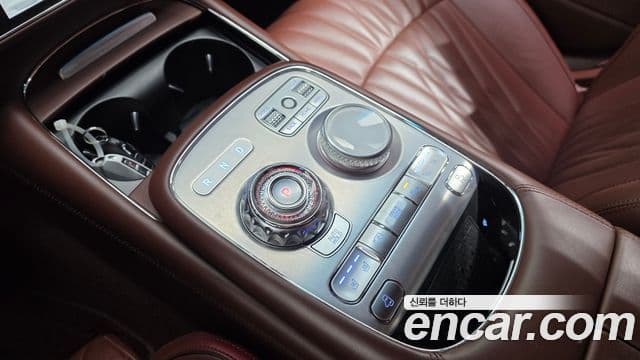 Genesis G90 2022 — ფოტო 9/20
