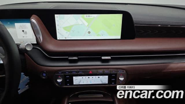 Genesis G90 2022 — ფოტო 14/20