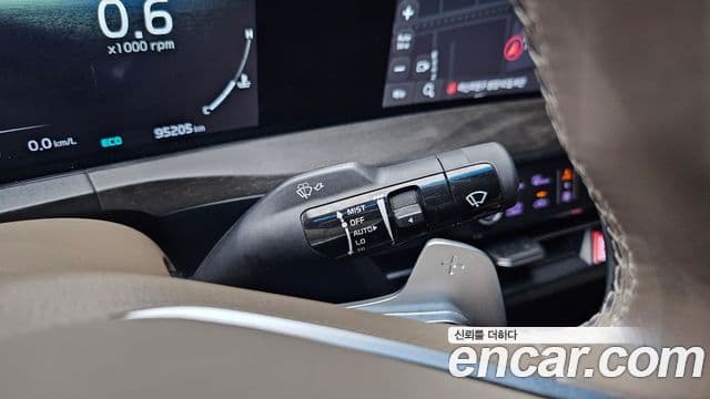 Kia K8 2023 — Şəkil 23/35