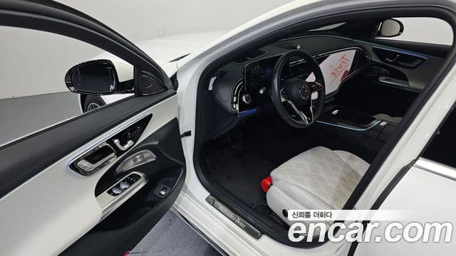 Mercedes-Benz E-Class 2025 — Фото 10/20