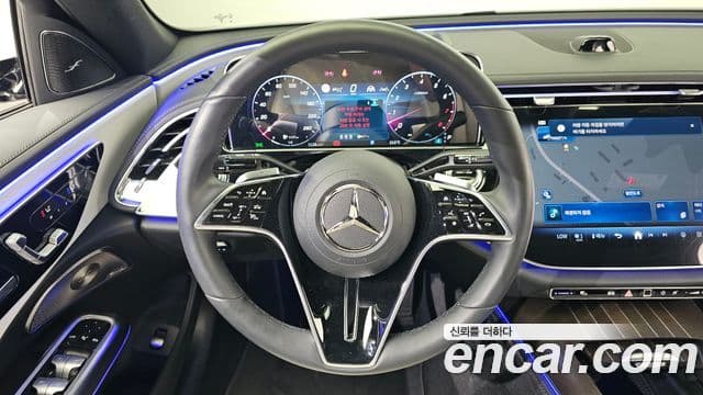 Mercedes-Benz E-Class 2025 — Фото 13/20
