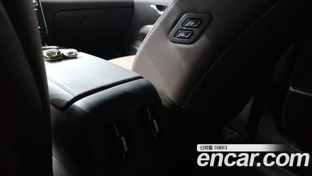 Hyundai The New Tucson 2022 — ფოტო 19/20