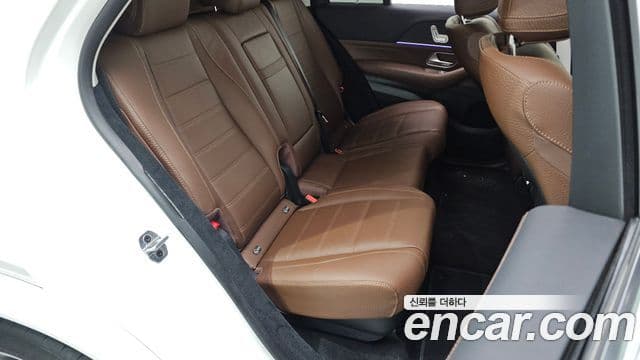 Mercedes-Benz GLE-Class 2024 — ფოტო 11/20