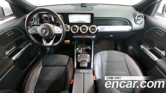 Mercedes-Benz GLB-Class 2022 — Фото 7/20