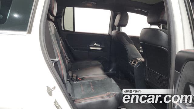 Mercedes-Benz GLB-Class 2022 — Фото 11/20