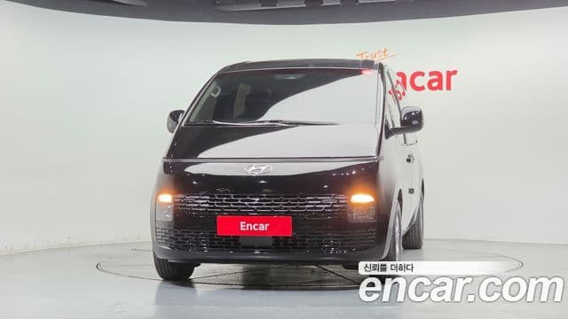 Hyundai Staria 2021 — Фото 3/20