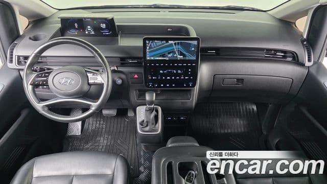 Hyundai Staria 2021 — Фото 7/20