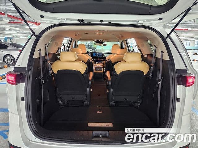 Kia Carnival 2022 — Şəkil 8/20