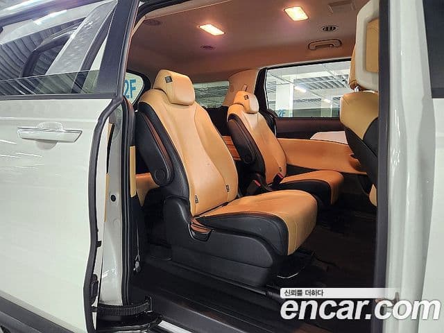 Kia Carnival 2022 — Şəkil 11/20