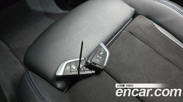 BMW 3 Series 2021 — Şəkil 15/20