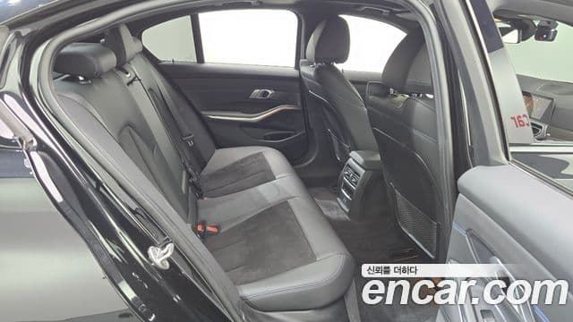 BMW 3 Series 2021 — Şəkil 19/20