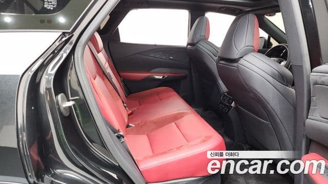 Lexus RX500h 2024 — Şəkil 11/20