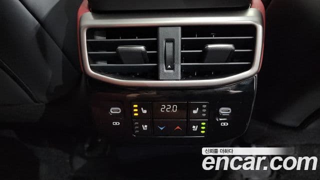 Lexus RX500h 2024 — Photo 30/36