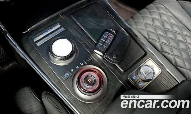 Genesis GV80 2023 — ფოტო 7/20