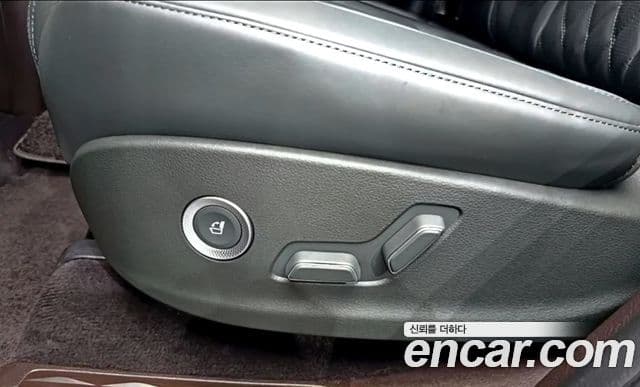 Genesis GV80 2023 — ფოტო 18/20