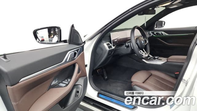 BMW 4 Series 2025 — Şəkil 10/20