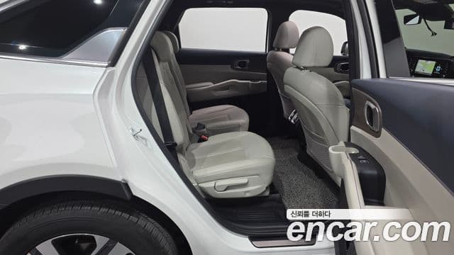 Kia Sorento 2022 — ფოტო 11/20