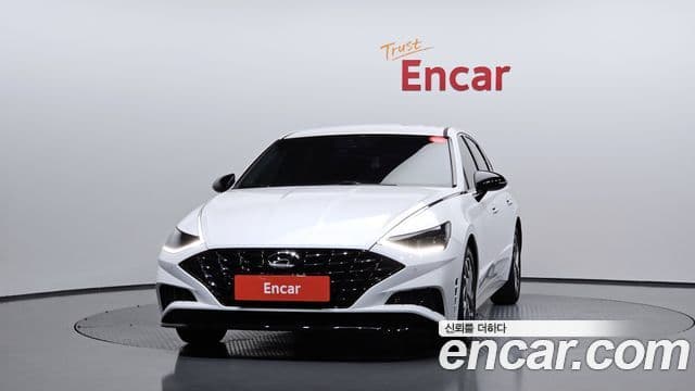 Hyundai Sonata 2021 — ფოტო 3/20