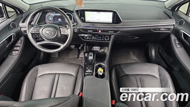 Hyundai Sonata 2021 — ფოტო 7/20