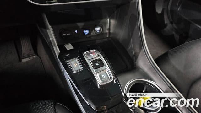 Hyundai Sonata 2021 — ფოტო 9/20