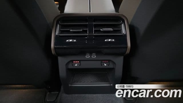 BMW 5 Series 2025 — ფოტო 19/20