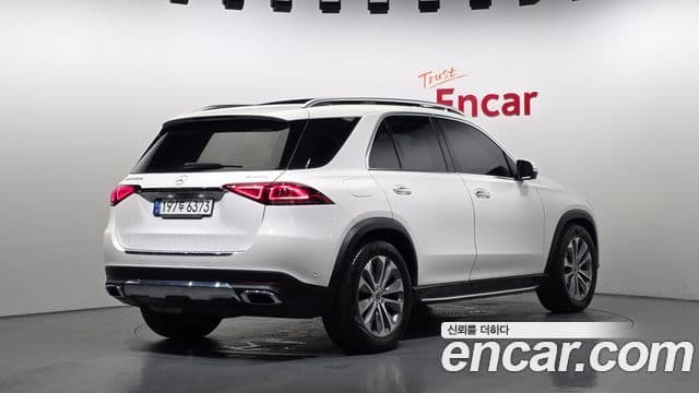 Mercedes-Benz GLE-Class 2022 — Şəkil 2/20