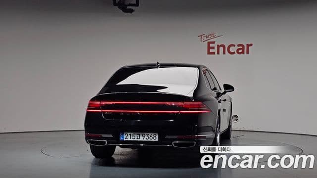 Genesis G90 2022 — Photo 11/20