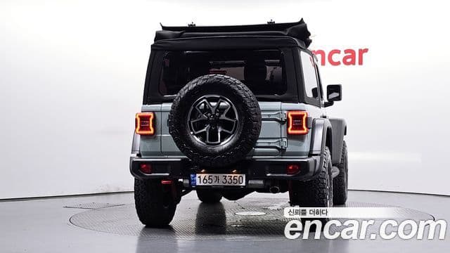 Jeep Wrangler 2024 — ფოტო 4/20