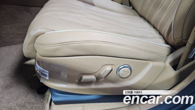 Genesis G80 2024 — Photo 26/36