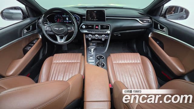 Genesis G70 2020 — Photo 14/39