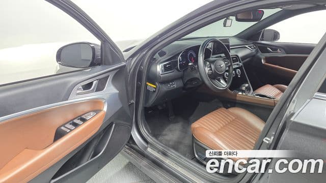 Genesis G70 2020 — Photo 31/39