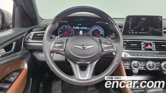 Genesis G70 2020 — Photo 30/39