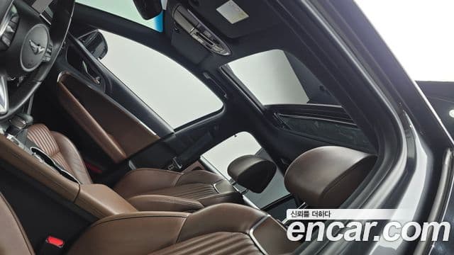 Genesis G70 2020 — Photo 15/39