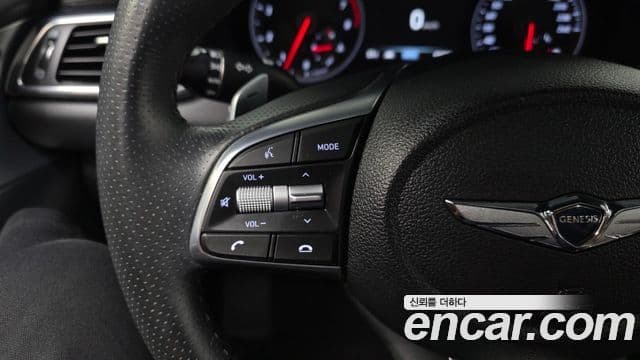 Genesis G70 2020 — Photo 7/39