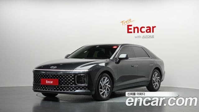 Hyundai Grandeur 2023 — Фото 1/20