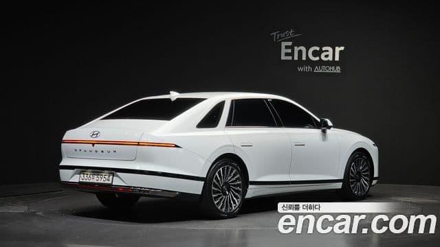 Hyundai Grandeur 2023 — Şəkil 2/20
