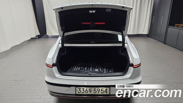 Hyundai Grandeur 2023 — Şəkil 17/20