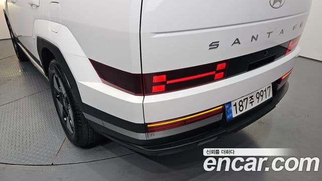 Hyundai Santa Fe 2024 — Photo 19/32