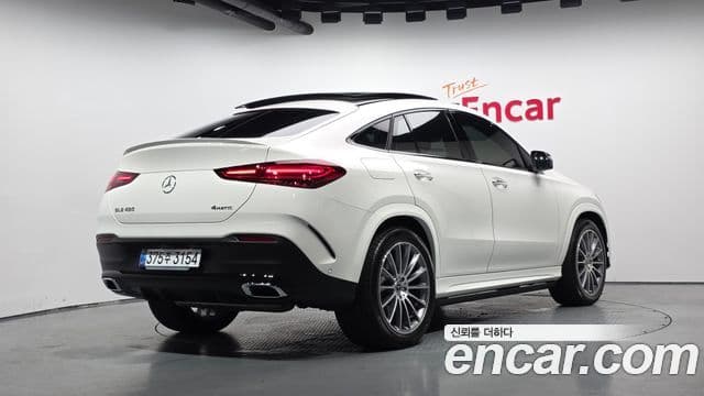 Mercedes-Benz GLE-Class 2025 — ფოტო 2/20